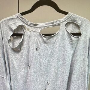 Stylish Distressed Long Sleeve Top in Gray